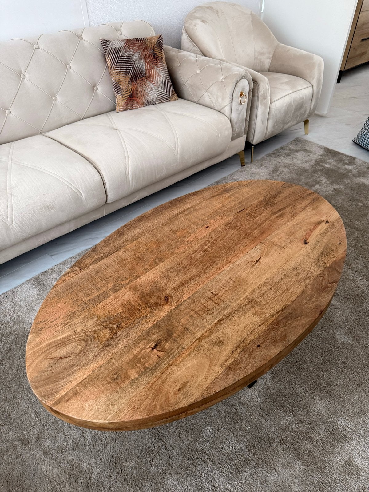 Ovale Salontafel van Massief Mangohout met Metalen Onderstel, Ophalen, 100 tot 150 cm, 50 tot 100 cm, Zo goed als nieuw
