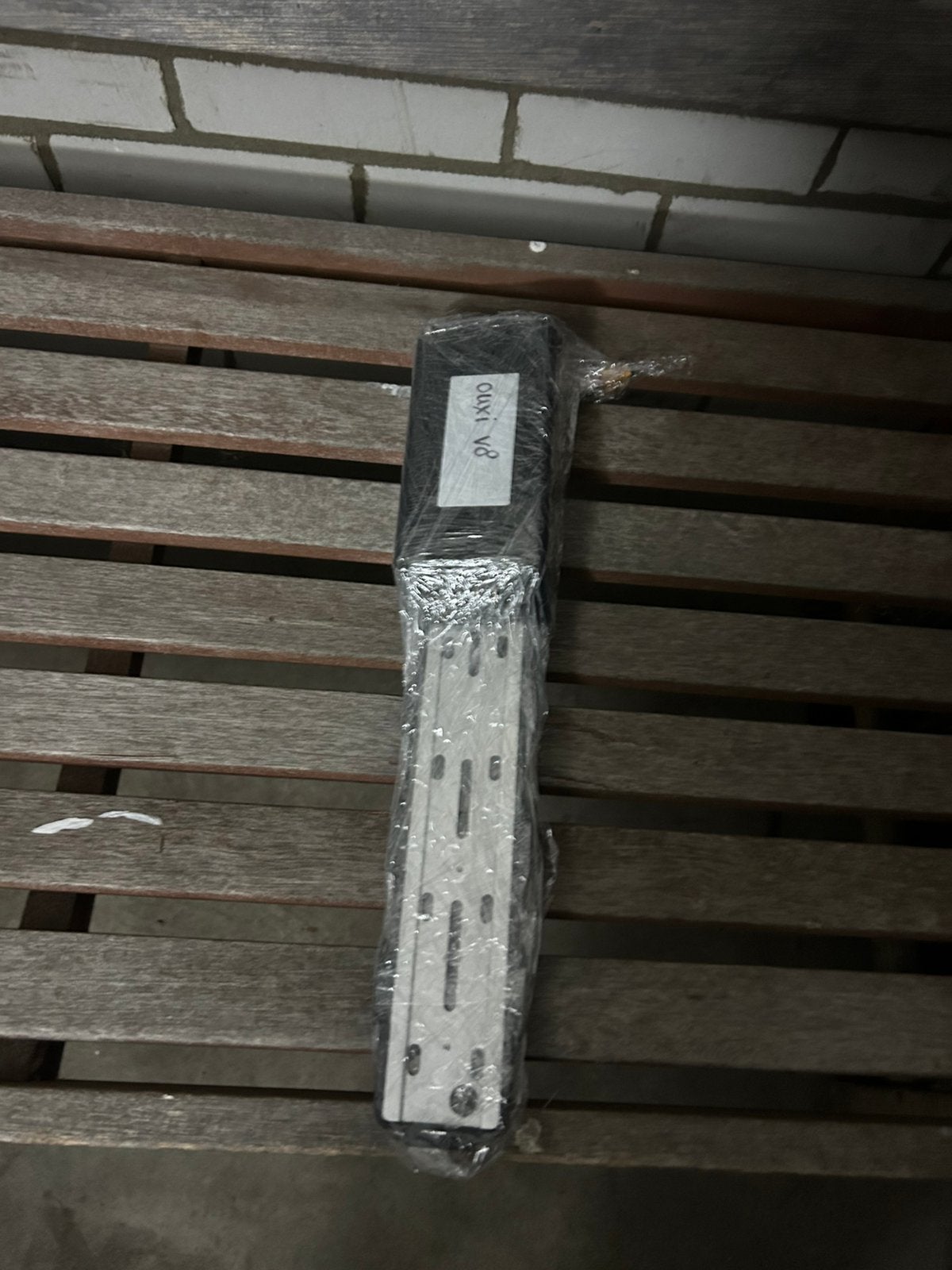 Ouxi v8 v20 accu houder, Ophalen of Verzenden, Zo goed als nieuw, Minder dan 3 meter, Minder dan 1 meter