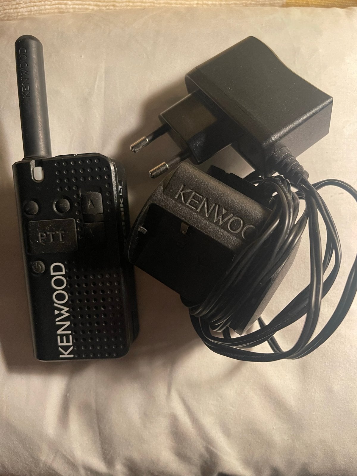 Kenwood PKT-23E Portofoon - 2 st, Gebruikt, Ophalen of Verzenden, Portofoon of Walkie-talkie, Met broekklem