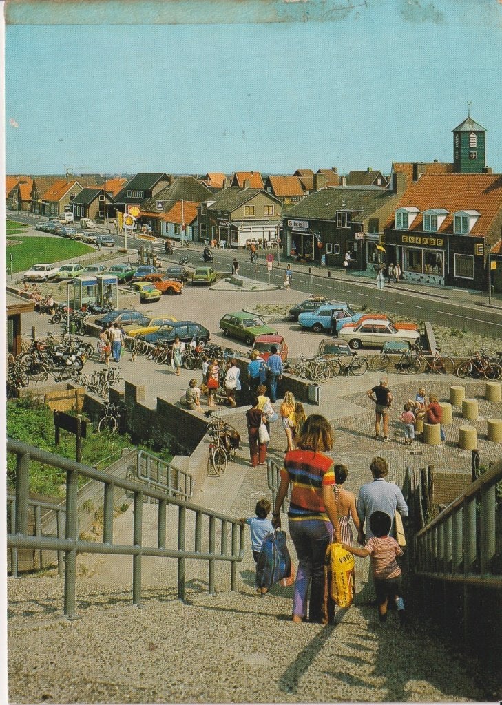 Callantsoog met auto's , Simca 1000 Rallye , BMW 1602, Ophalen of Verzenden, 1960 tot 1980, Gelopen, Noord-Holland