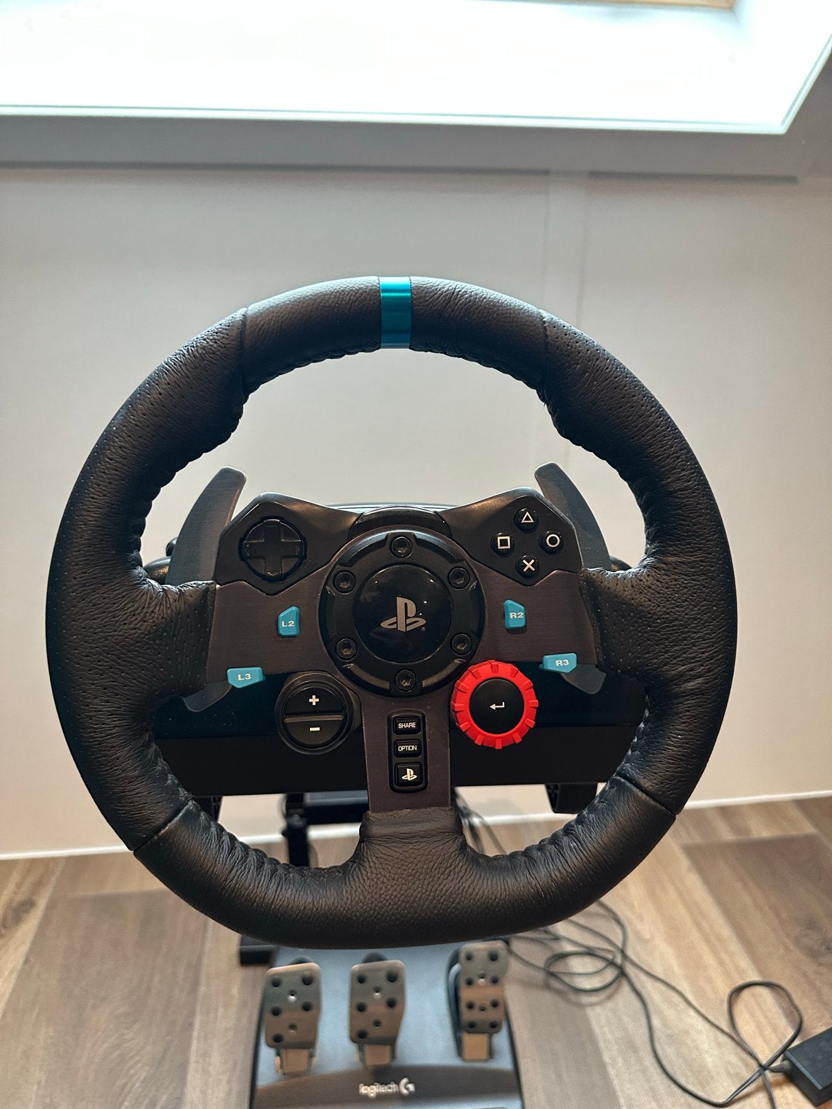 Logitech G29 Driving Force Racing Wheel met standaard, Ophalen, Zo goed als nieuw, Zwart