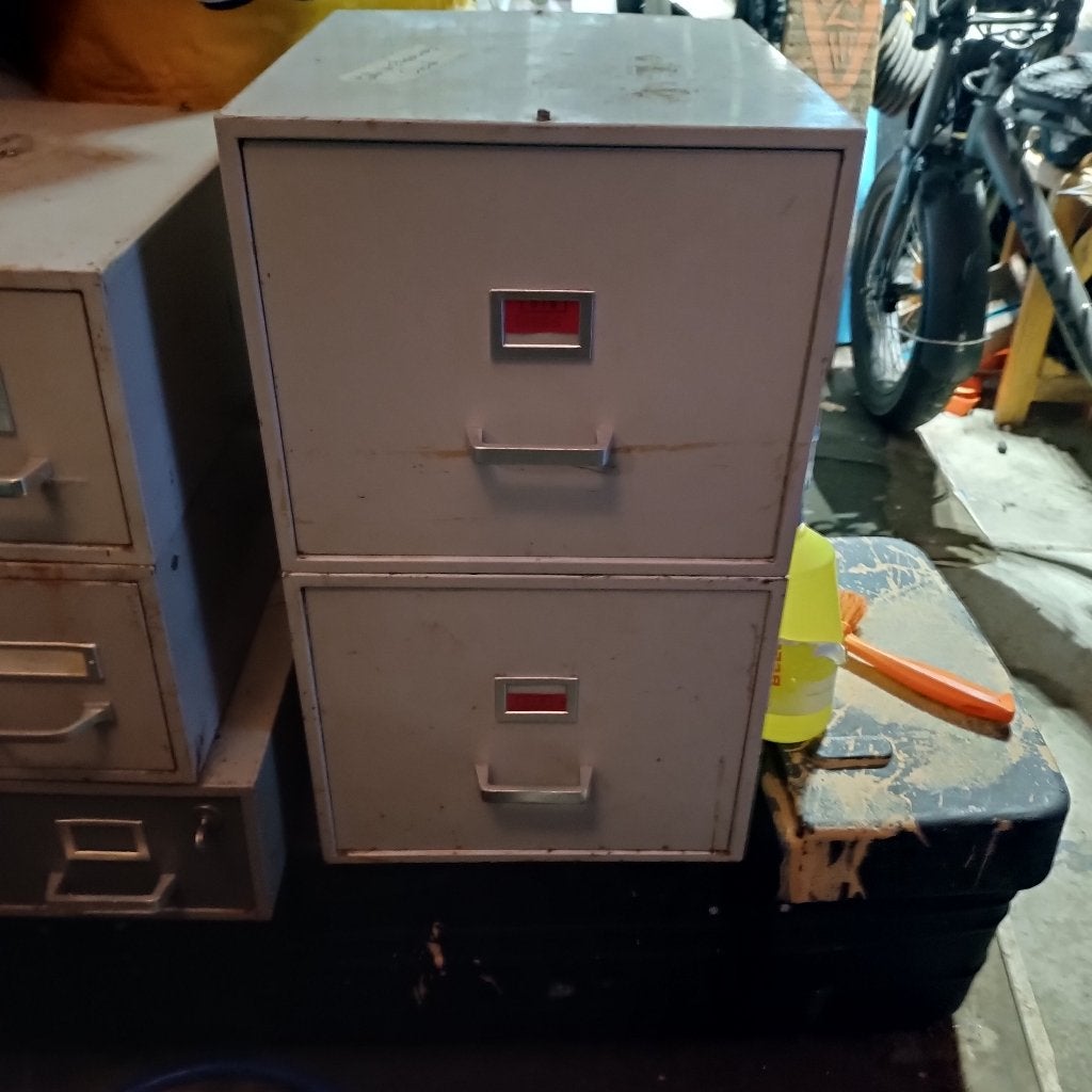 metalen archief kastjes 2 stuks, Ophalen, Minder dan 50 cm, Gebruikt, Vintage