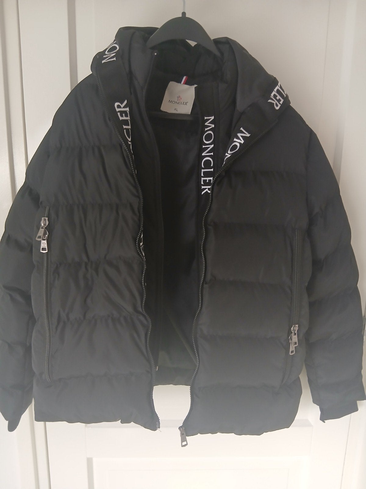 *NIEUW* Moncler Winterjas L / XL, Ophalen of Verzenden, Nieuw, Maat 56/58 (XL), Zwart