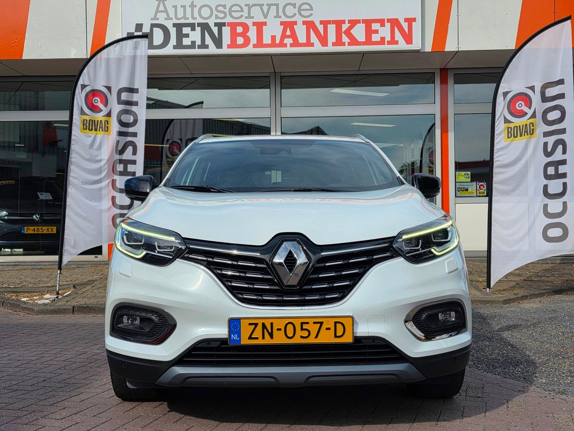 Renault Kadjar 1.3 TCe Black Edition Automaat BJ.2019 / Navi, Gebruikt, 4 cilinders, 715 kg, 1337 kg