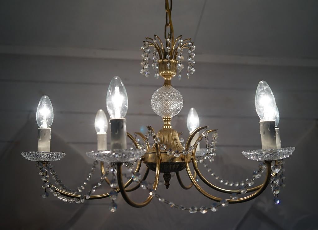 vintage hollywood Kroonluchter kristal prisma kaars messing, Ophalen, Glas, Gebruikt, 50 tot 75 cm