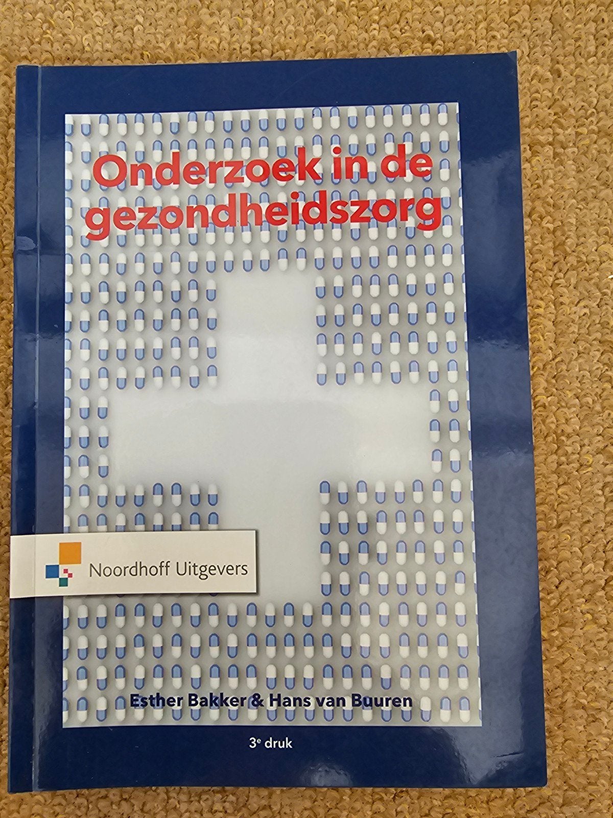 Esther Bakker - Onderzoek in de gezondheidszorg, Ophalen of Verzenden, Zo goed als nieuw, Esther Bakker; Hans van Buuren