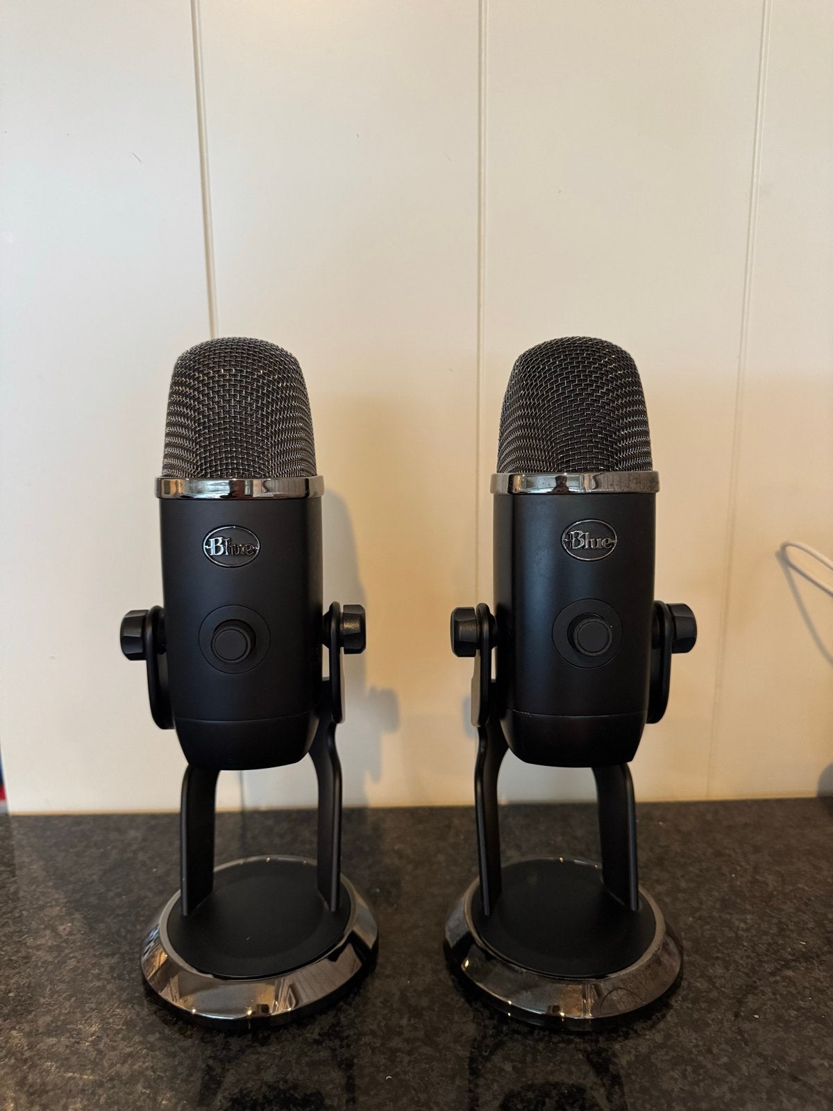 Blue Yeti USB Microfoon (Zwart), Muziek en Instrumenten, Ophalen, Zo goed als nieuw, Studiomicrofoon