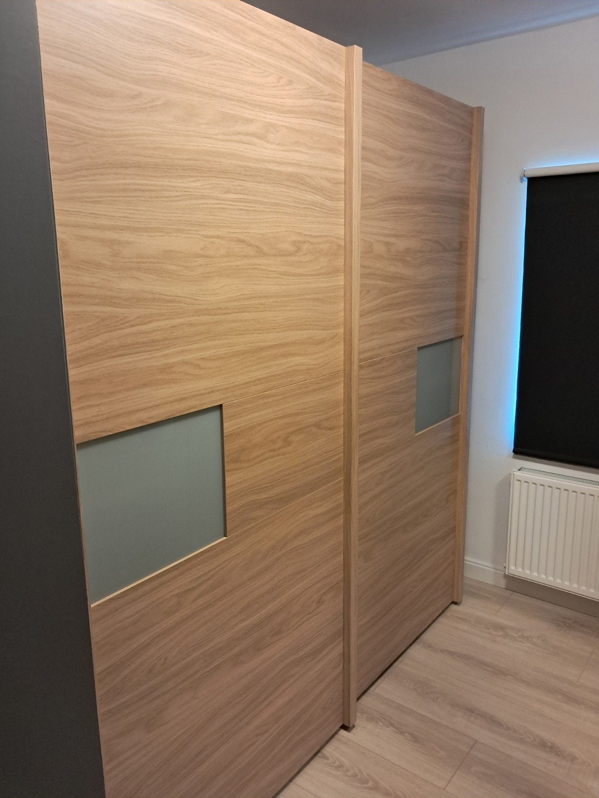 Klerenkast met zweefdeuren - veel opbergruimte, Ophalen, 50 tot 75 cm, 200 cm of meer