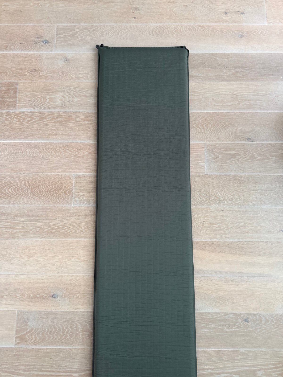 KL Zelfopblaasbare Slaapmat Camouflage 185x55cm, Caravans en Kamperen, Ophalen, Gebruikt, 1-persoons
