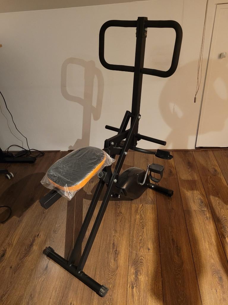 Total body crunch fitnessapparaat, Ophalen, Benen, Overige typen, Zo goed als nieuw