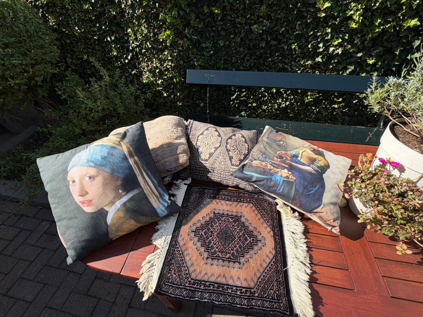Kussens en tapijtje, Gebruikt, Overige kleuren, Vierkant, Ophalen of Verzenden