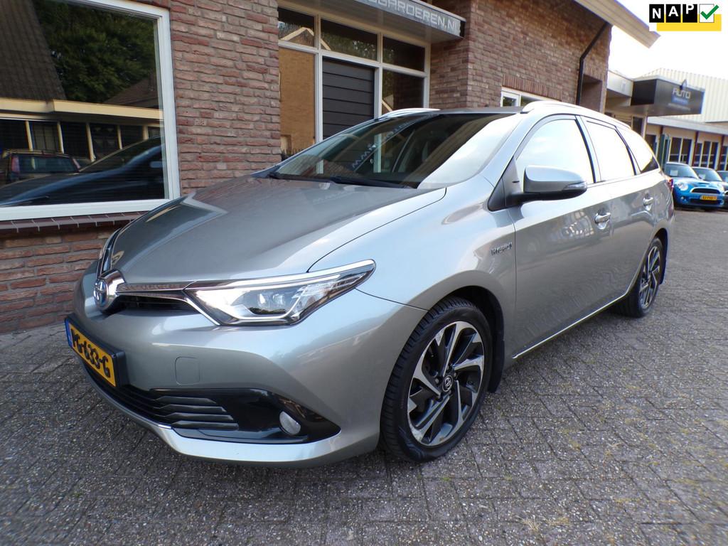 Toyota Auris Touring Sports 1.8 Hybrid Dynamic, Stof, Gebruikt, 49 €/maand, 25 km/l