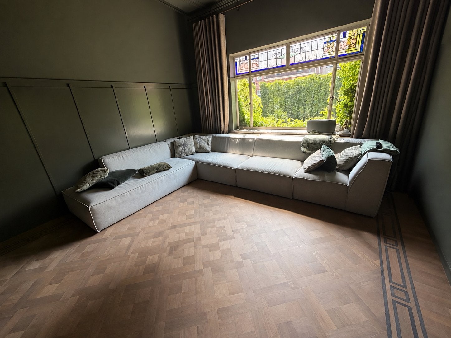 Moderne hoekbank in perfecte staat - Nog te koop bij Wehkamp, Huis en Inrichting, Banken | Bankstellen, Ophalen, 100 tot 125 cm