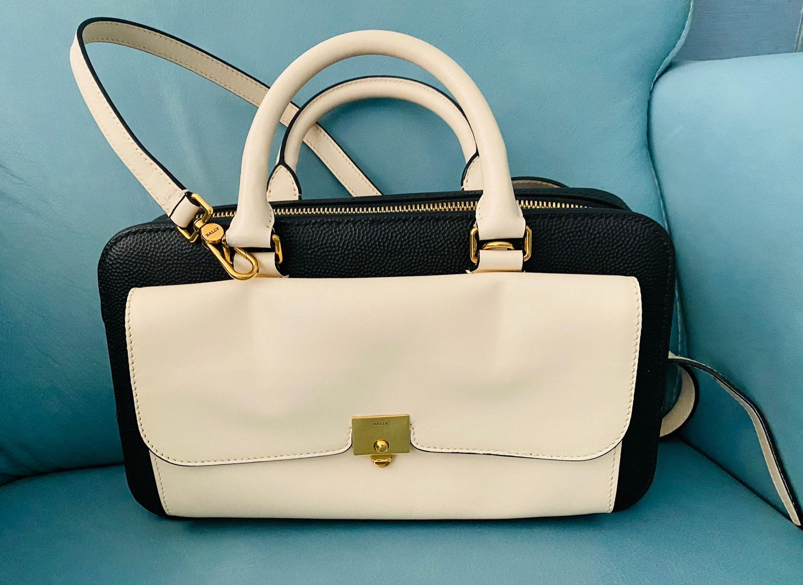 Bally leather bag black and white, Ophalen of Verzenden, Zo goed als nieuw, Overige kleuren, Handtas