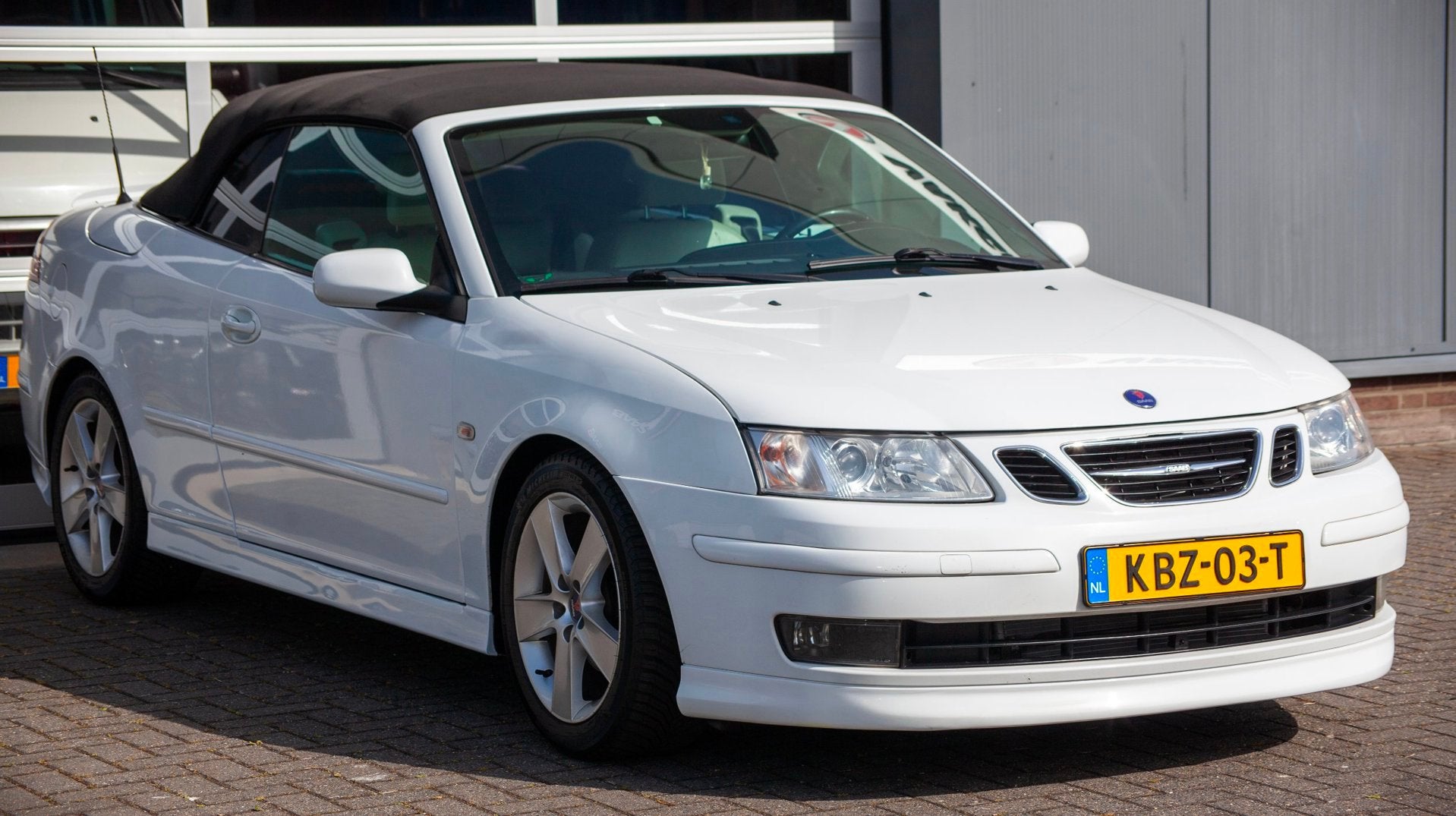 Saab 9-3 Cabrio 1.8t Vector sport, Auto's, Saab, 1998 cc, Gebruikt, Beige, 4 cilinders