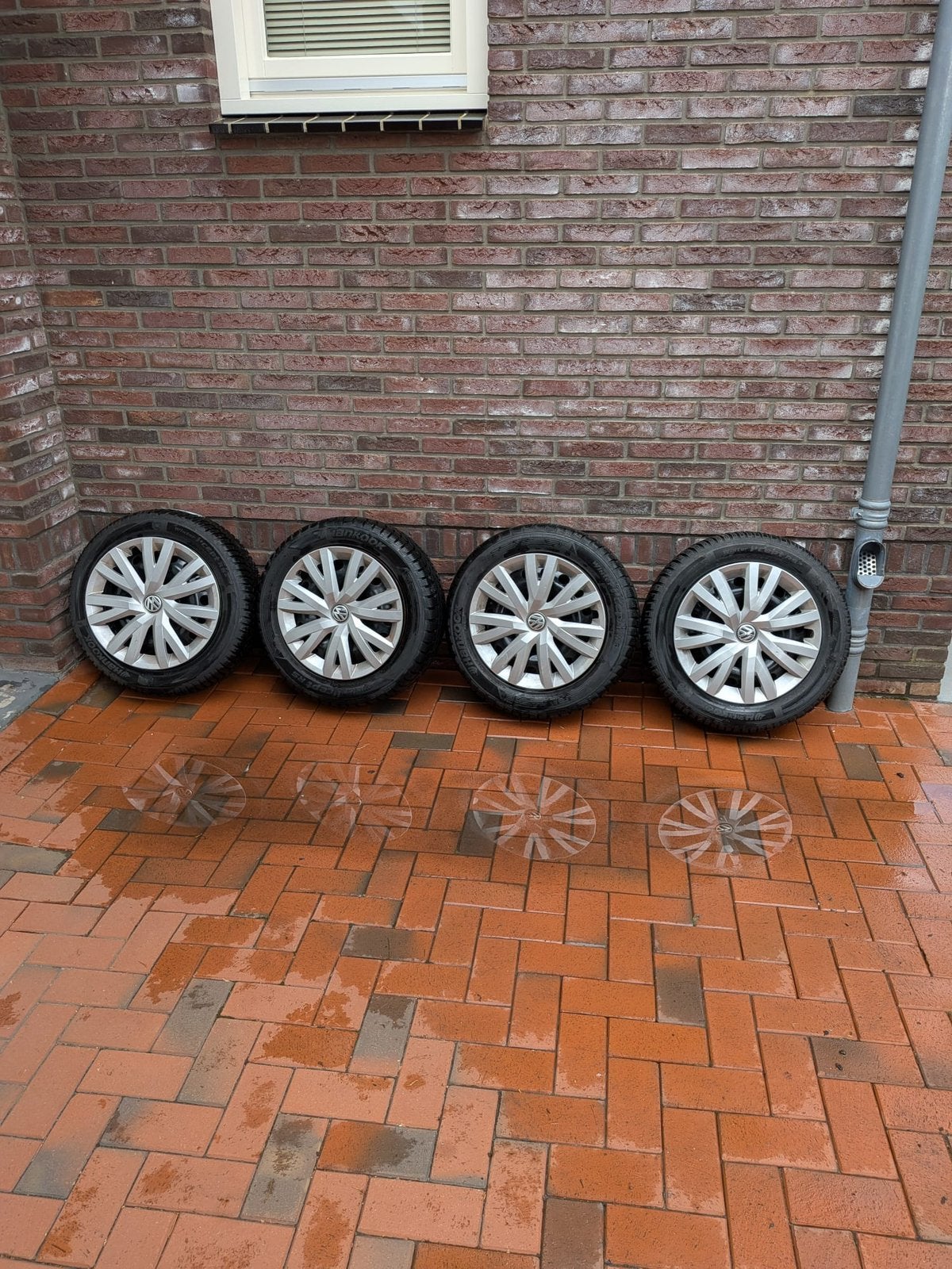 Vw Golf5 winterbanden, Ophalen, 16 inch, Banden en Velgen, 205 mm