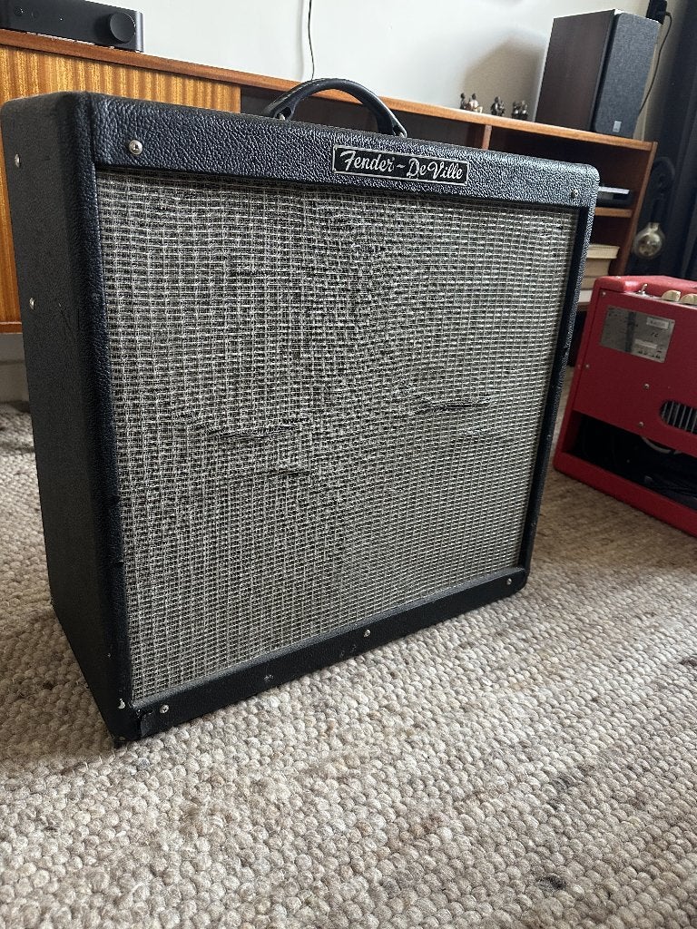 Foto 2 van Fender HotRod Deville 4x10" gitaarversterker