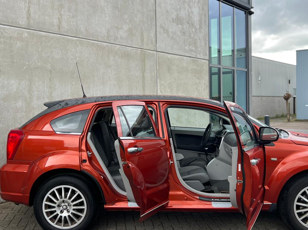 Nette Dodge Caliber 1.8 SXT 150PK Benzine/Bluetooth/Apk!, Voorwielaandrijving, 1295 kg, Sound system, 14 km/l