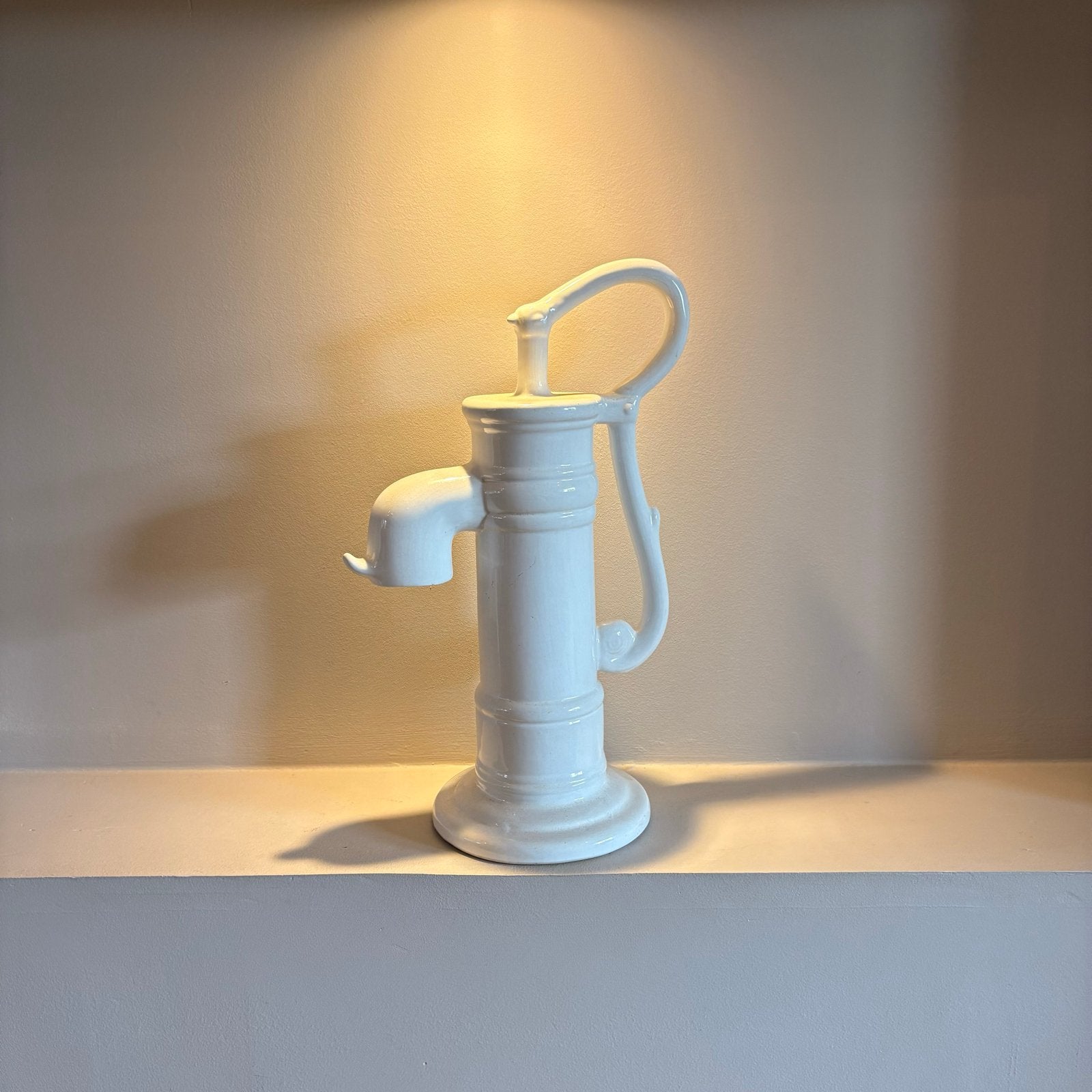 Vintage Witte Keramische Waterpomp Decoratie 40cm, Ophalen