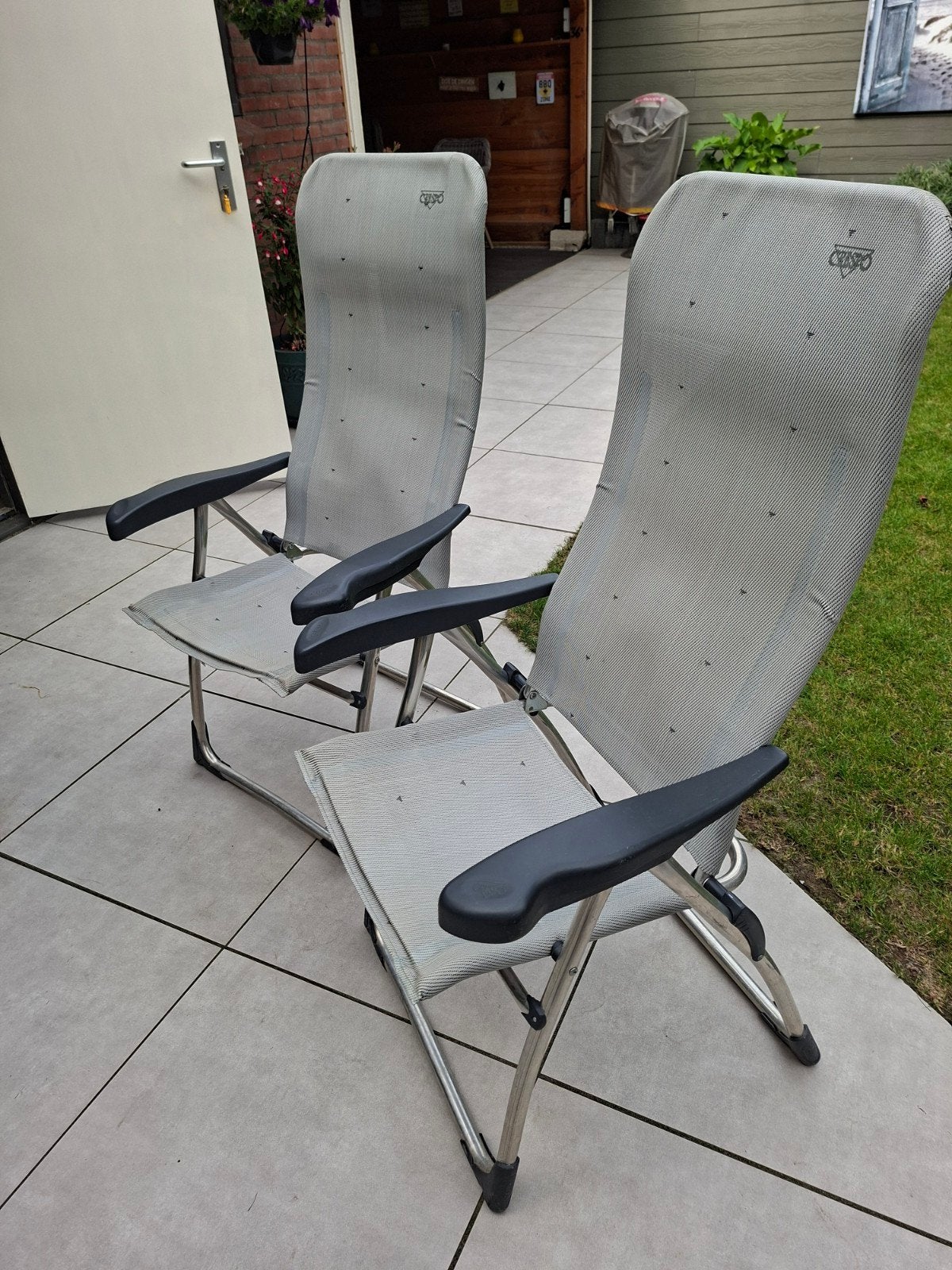 2 Campingstoelen met voetenbankjes, Ophalen of Verzenden, Gebruikt, Campingstoel
