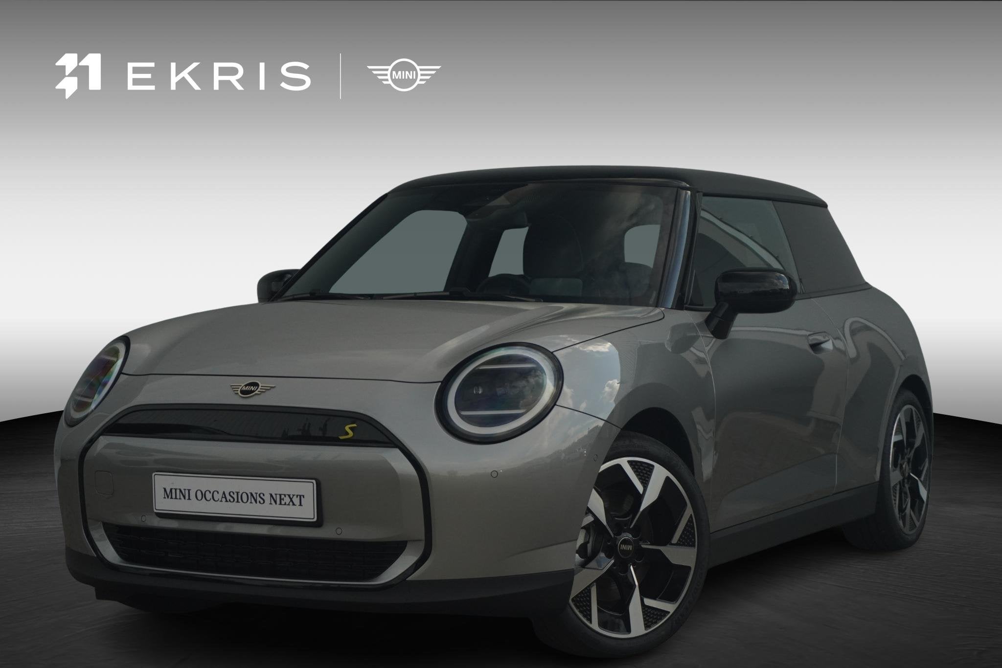 MINI 3-deurs Cooper SE | Panorama Dak | Stoelverwarming | Sp, Auto's, Zwart, 4 stoelen, Leder en Stof, Mini Electric