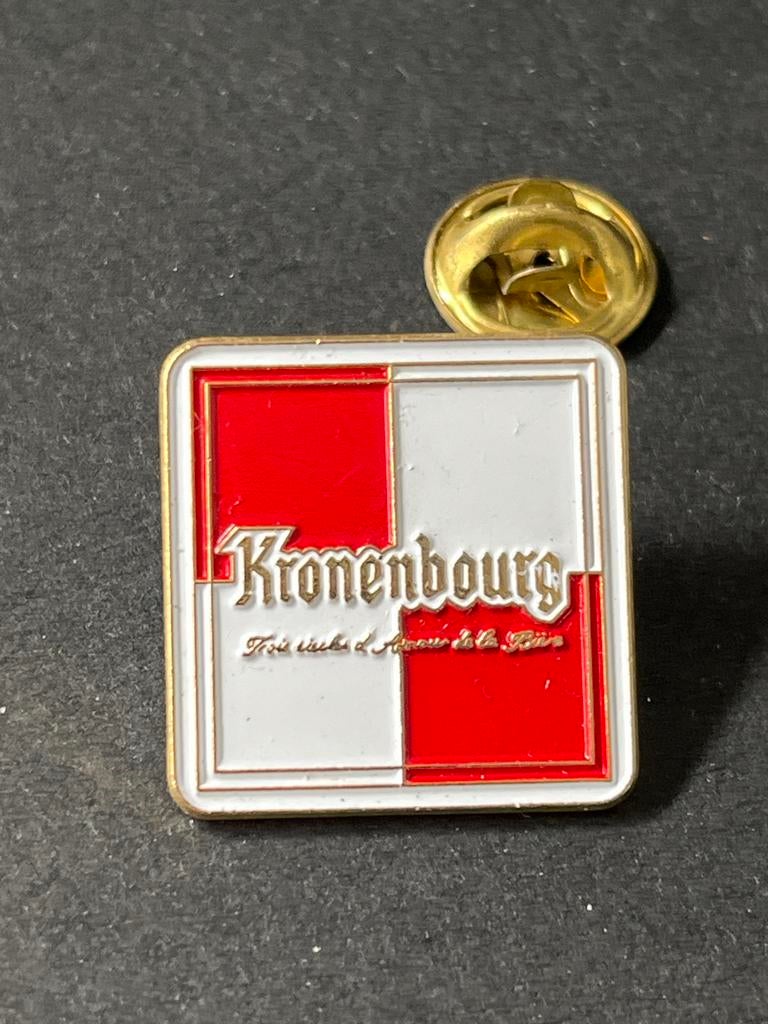 Vintage Kronenbourg Bier Pin - Verzamelobject, Ophalen of Verzenden, Gebruikt, Overige typen, Overige merken