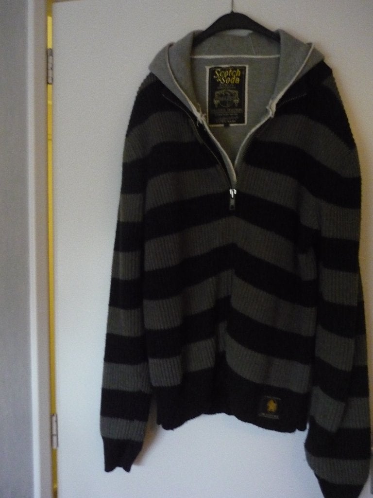 dik  gevoerd  vest, Ophalen of Verzenden, Zo goed als nieuw, Maat 48/50 (M)