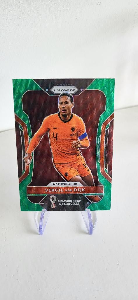 2022 Panini Prizm World Cup Virgil van Dijk Green Wave, Verzenden, Zo goed als nieuw, Buitenlandse clubs, Poster, Plaatje of Sticker