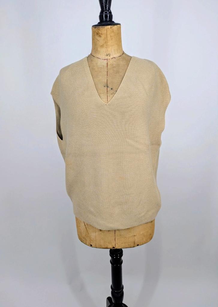 Uniqlo Gebreide Mouwloze V-hals Top - Zandkleurig Maat M, Maat 38/40 (M), Geen idee, Beige, Uniqlo