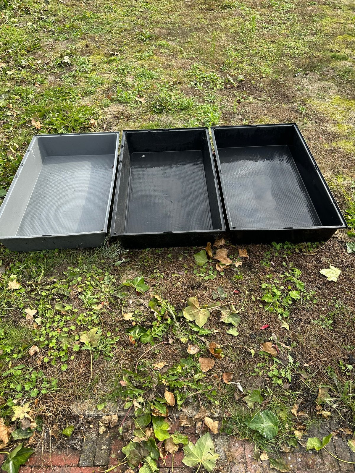 3 Polyester bakken 95x55x12 cm voor diverse doeleinden, Ophalen, Kunststof, Gebruikt, Minder dan 30 cm