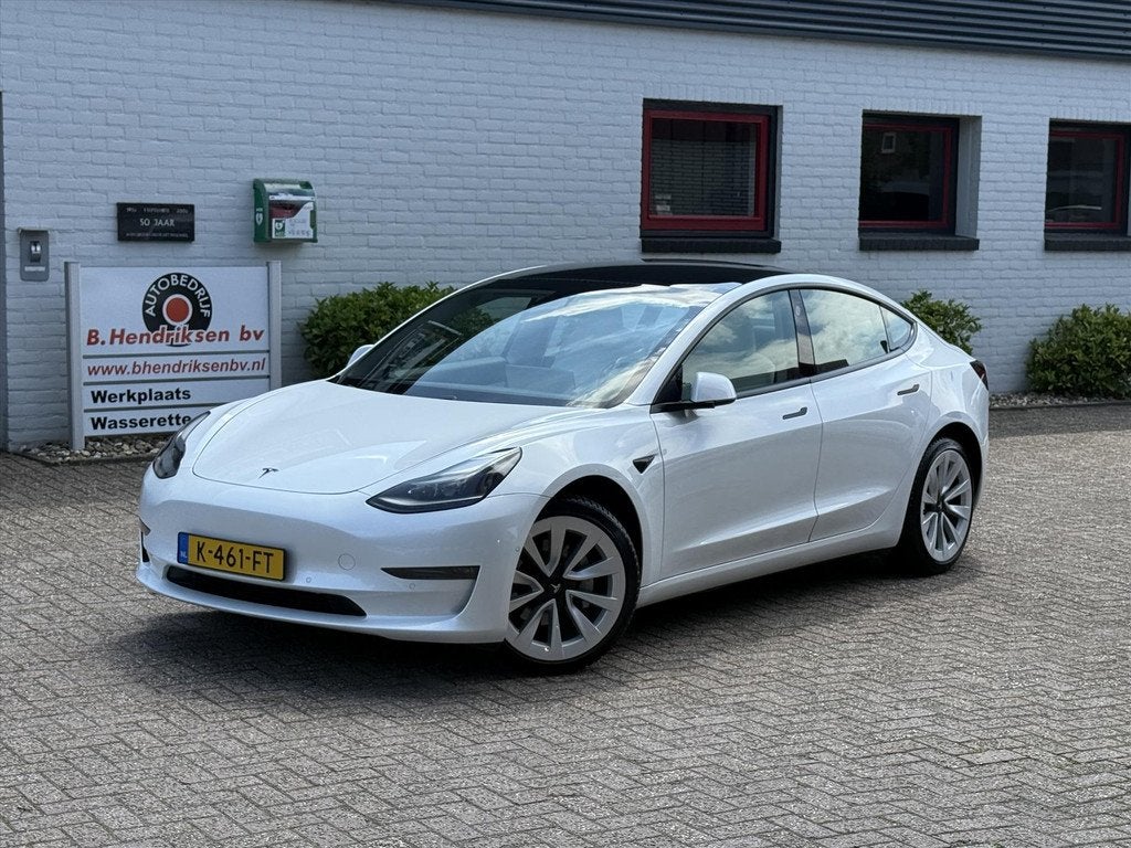 Tesla Model 3 Long-Range Dual Motor AWD/ SOH 87,7%/ Facelift, Auto's, Gebruikt, Automatische klimaatregeling, Wit, 351 pk