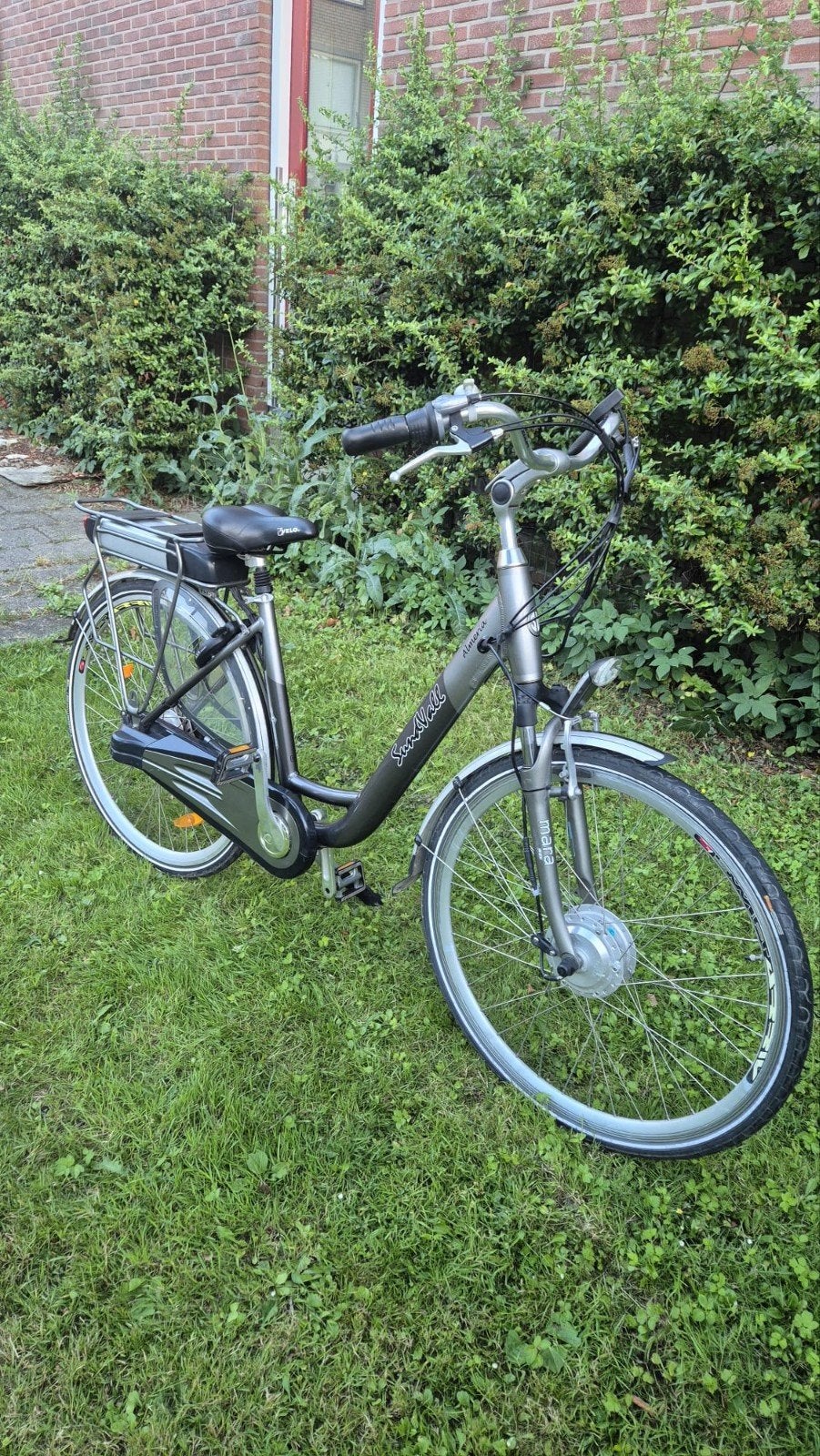 Elektrische damesfiets Sundvall Almeria, Fietsen en Brommers, Ophalen, Gebruikt, Minder dan 30 km per accu, Overige merken