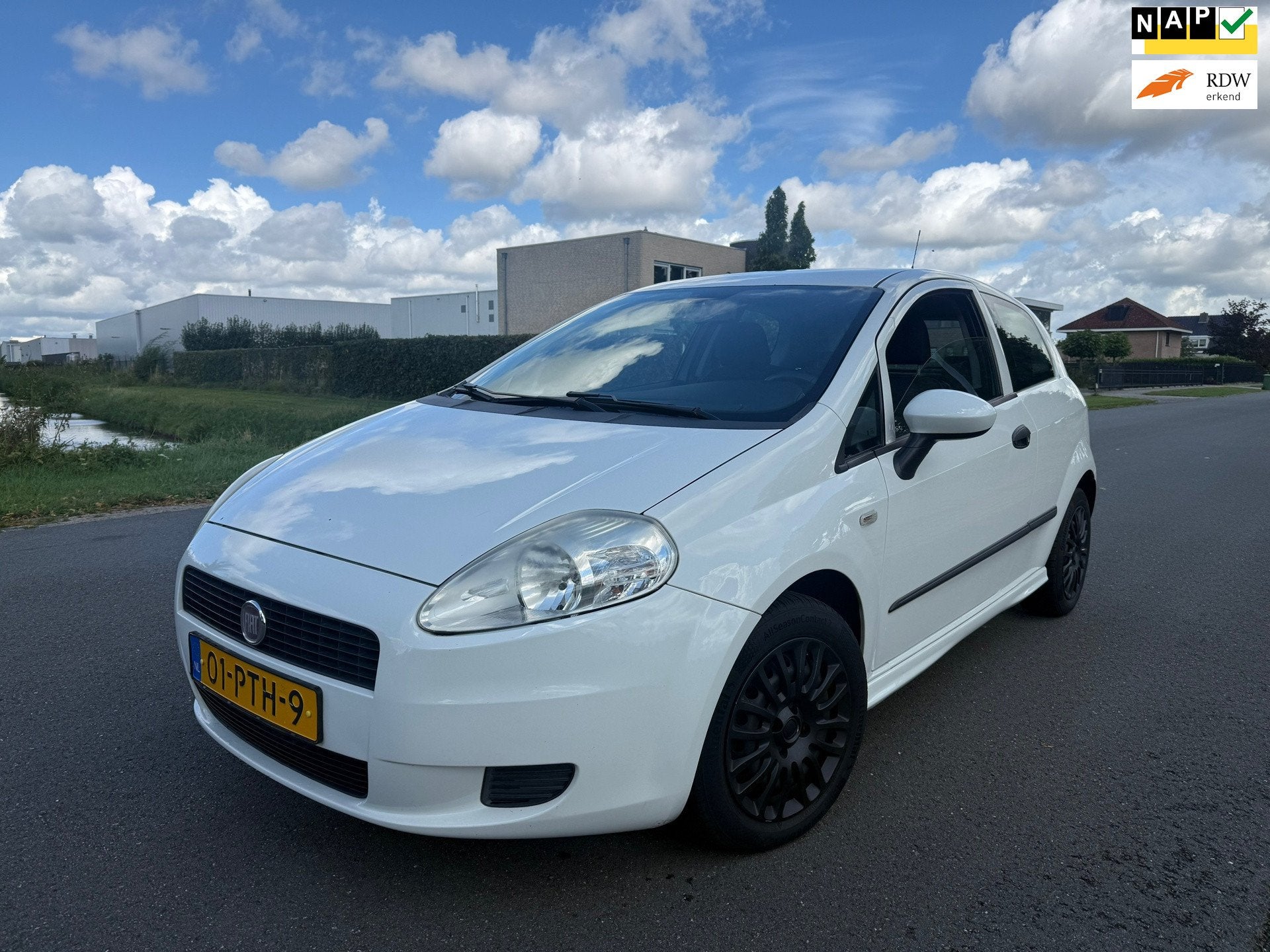 Fiat Grande Punto 1.3 M-Jet Actual NAP/APK/AIRCO, Auto's, Voorwielaandrijving, Euro 5, 28 km/l, Gebruikt