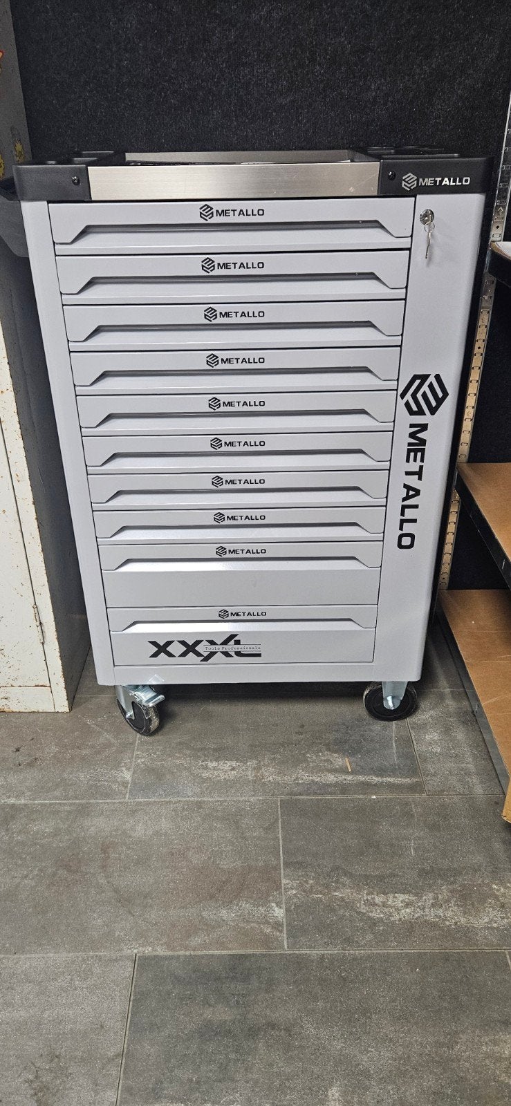 Metallo gereedschapskar met elektrische gereedschap  - nieuw, Doe-het-zelf en Verbouw, Ophalen, Nieuw