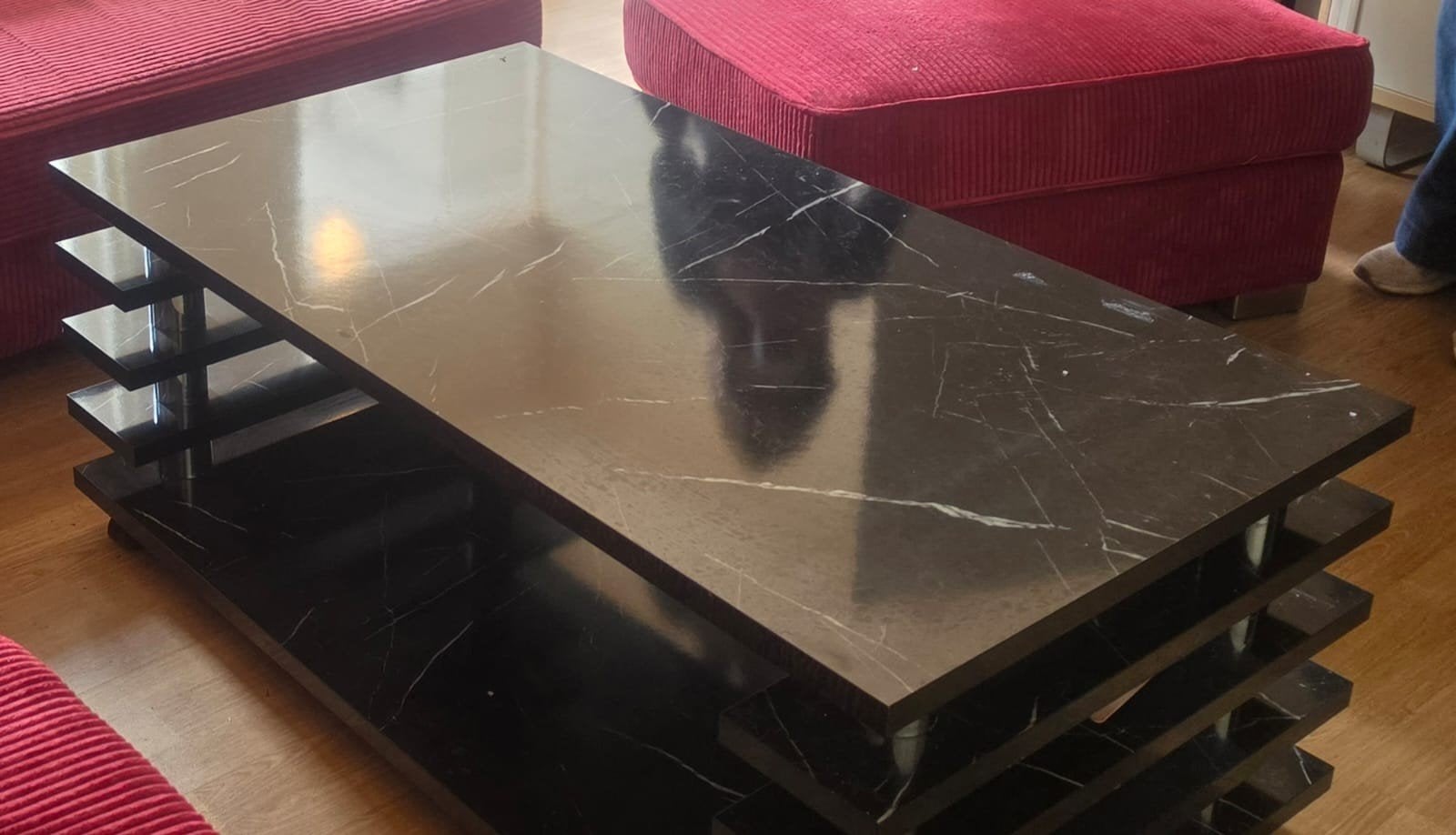 Moderne salontafel met marmerlook - Zwart, Huis en Inrichting, Tafels | Salontafels, Ophalen, Overige materialen, Gebruikt, 100 tot 150 cm