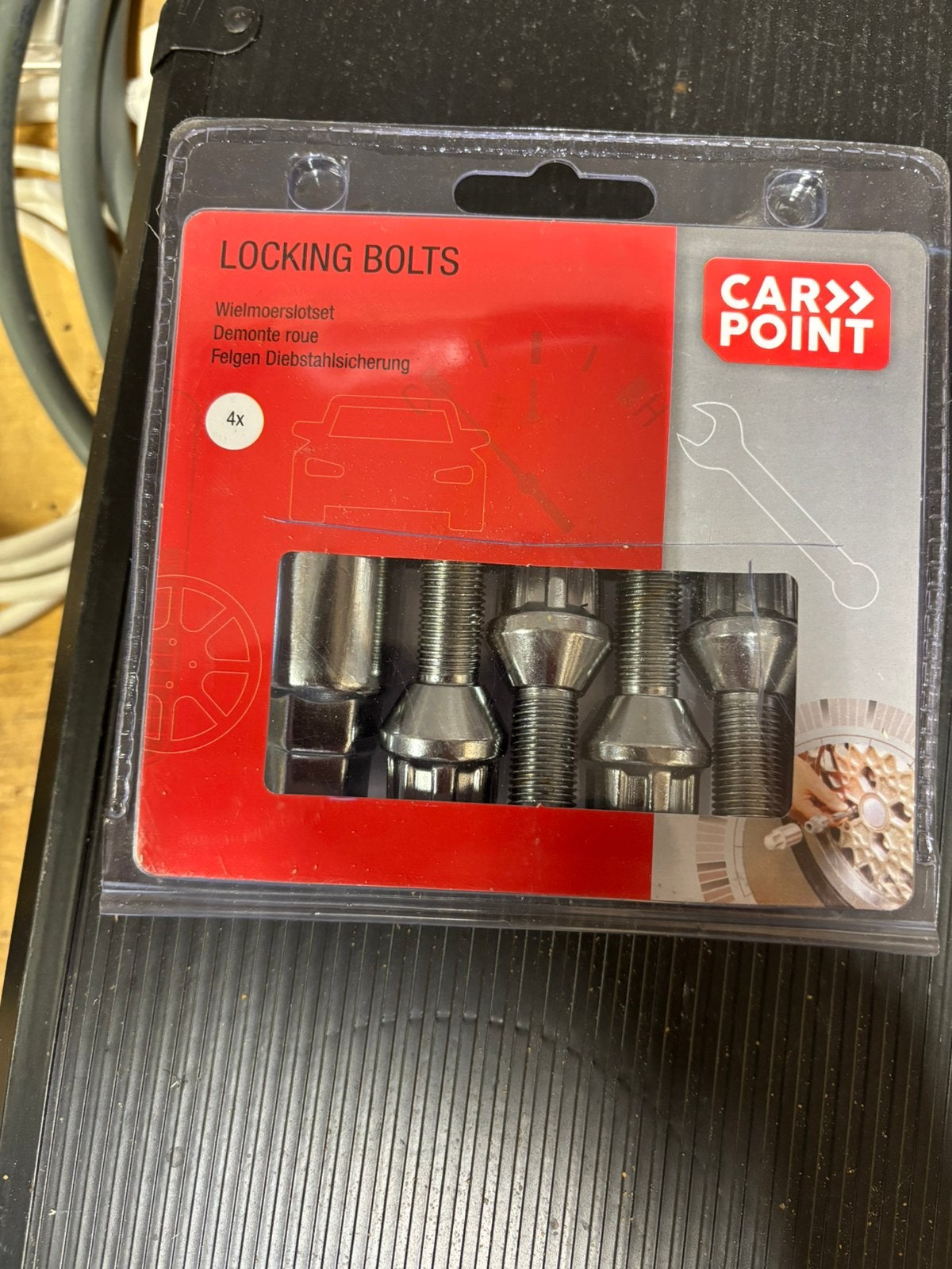 Slotbouten (nieuwe), Auto diversen, Ophalen of Verzenden, Zo goed als nieuw