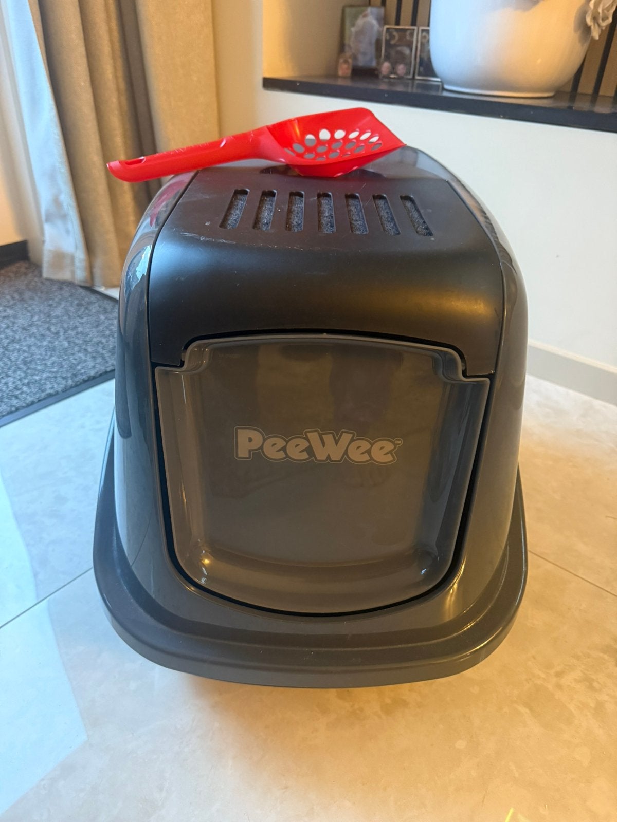 Peewee kattenbak zwart/grijs, Dieren en Toebehoren, Ophalen, Gebruikt, Gesloten