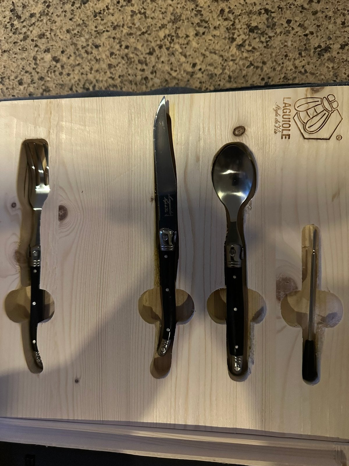 Laquiole premium line couvert 16 delig, amuses,voorger.tapas, Ophalen of Verzenden, Nieuw, Overige materialen