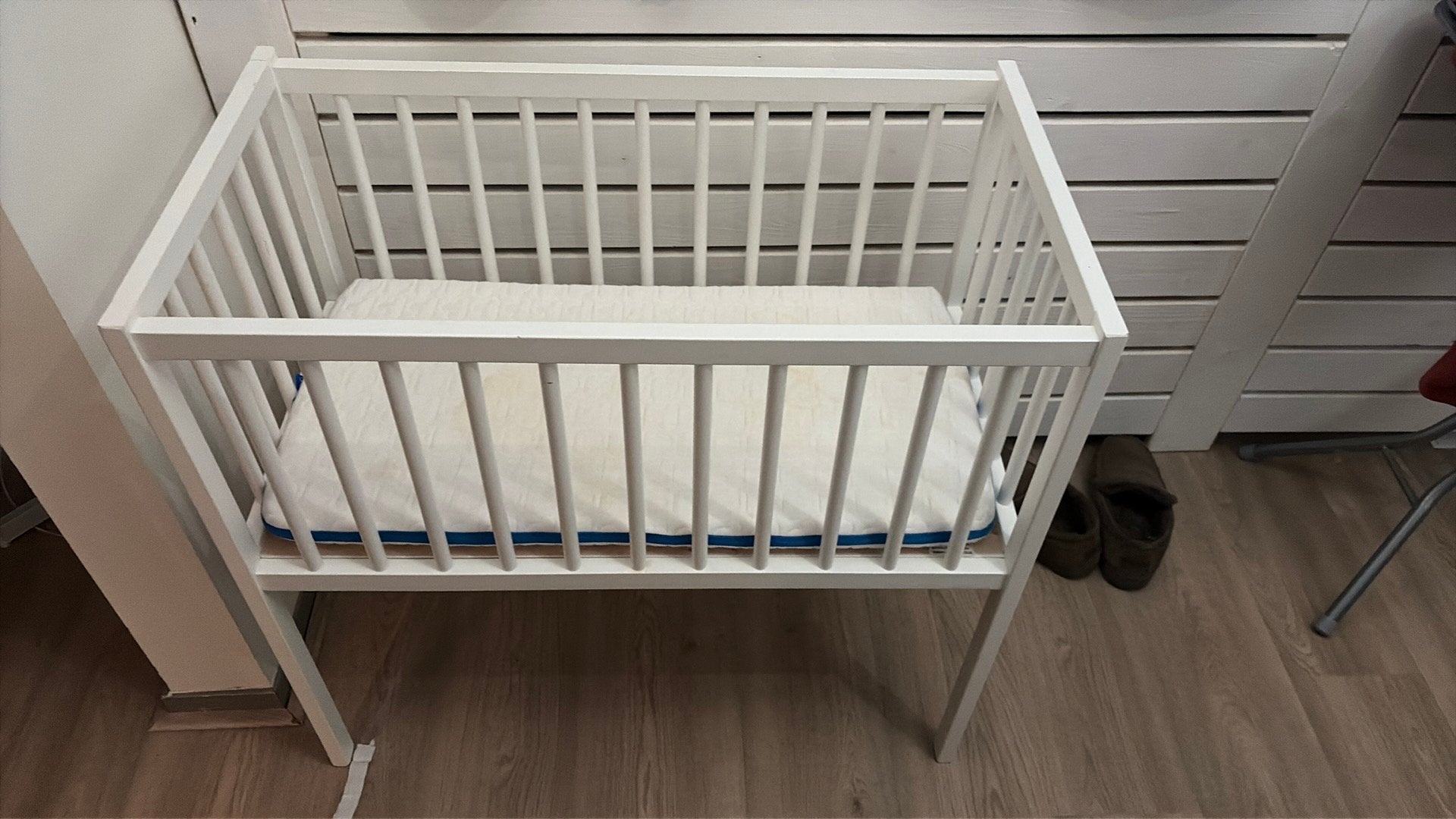 Wiegje (evt incl aerosleep matras), Kinderen en Baby's, Babywiegjes en Ledikanten, Ophalen, Zo goed als nieuw, Wieg
