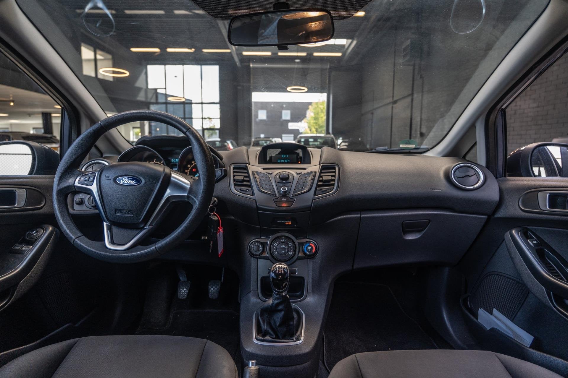 Ford Fiesta 1.0 Style | AIRCO | ELEK.RAMEN | NAP | APK., Euro 5, Stof, 525 kg, 23 km/l