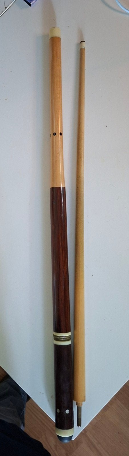 Vintage Biljartkeu met Koker - Goede Staat, Ophalen of Verzenden, Gebruikt, Keu of Ballen