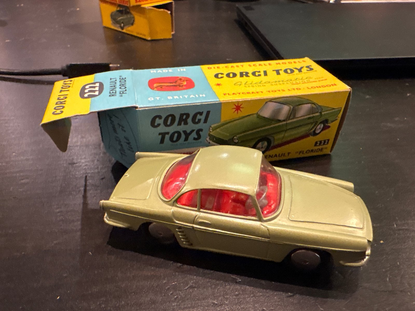 Corgi Toys No. 222 Renault Floride 1:43 met OVP (1959-1964), Hobby en Vrije tijd, Modelauto's | 1:43, Ophalen of Verzenden, Gebruikt