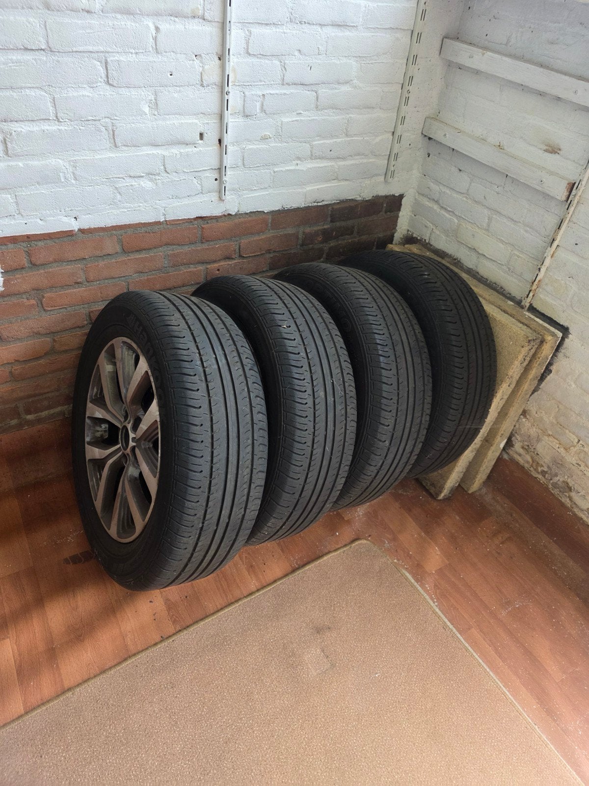 Set van 4 gebruikte kia sportage  banden en velgen, Auto-onderdelen, Banden en Velgen, Ophalen, Gebruikt, Banden en Velgen, 17 inch