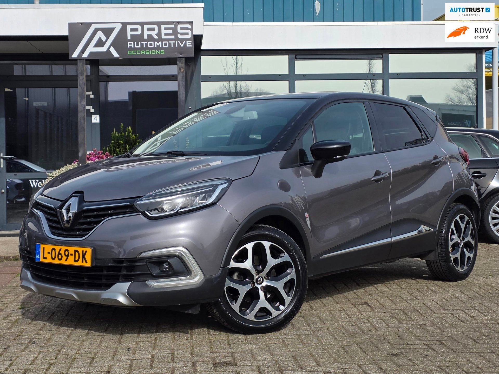 Renault Captur 1.3 TCe Intens |AUTOMAAT|PANO|CLIMA|CRUISE, Auto's, Renault, Gebruikt, Euro 6, 4 cilinders, 150 pk