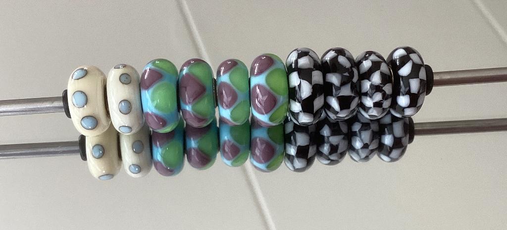 Trollbeads diverse kleuren, Sieraden, Tassen en Uiterlijk, Bedels, Nieuw, Trollbeads, Glas of Kristal, 4 bedels of meer, Ophalen of Verzenden