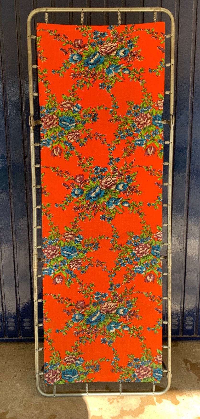 Vintage Oranje Bloemenprint Stretcher – VW Camping, Caravans en Kamperen, Ophalen, Zo goed als nieuw, Campingstoel
