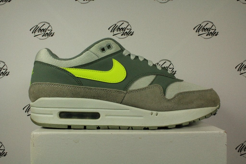 Nike Air Max 1 Mica Green Volt - 42,5, Overige kleuren, -, Verzenden, -