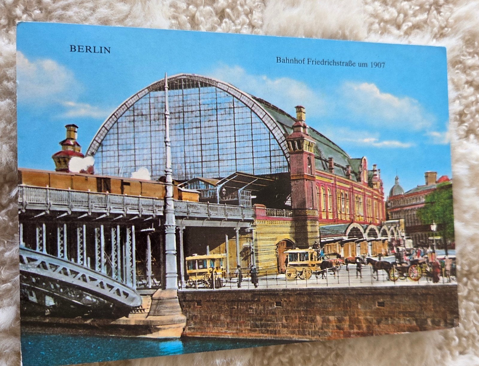 Ansichtkaart Berlijn, Bahnhof Friedrichstraße,, Verzenden, 1980 tot heden, Gelopen, Duitsland