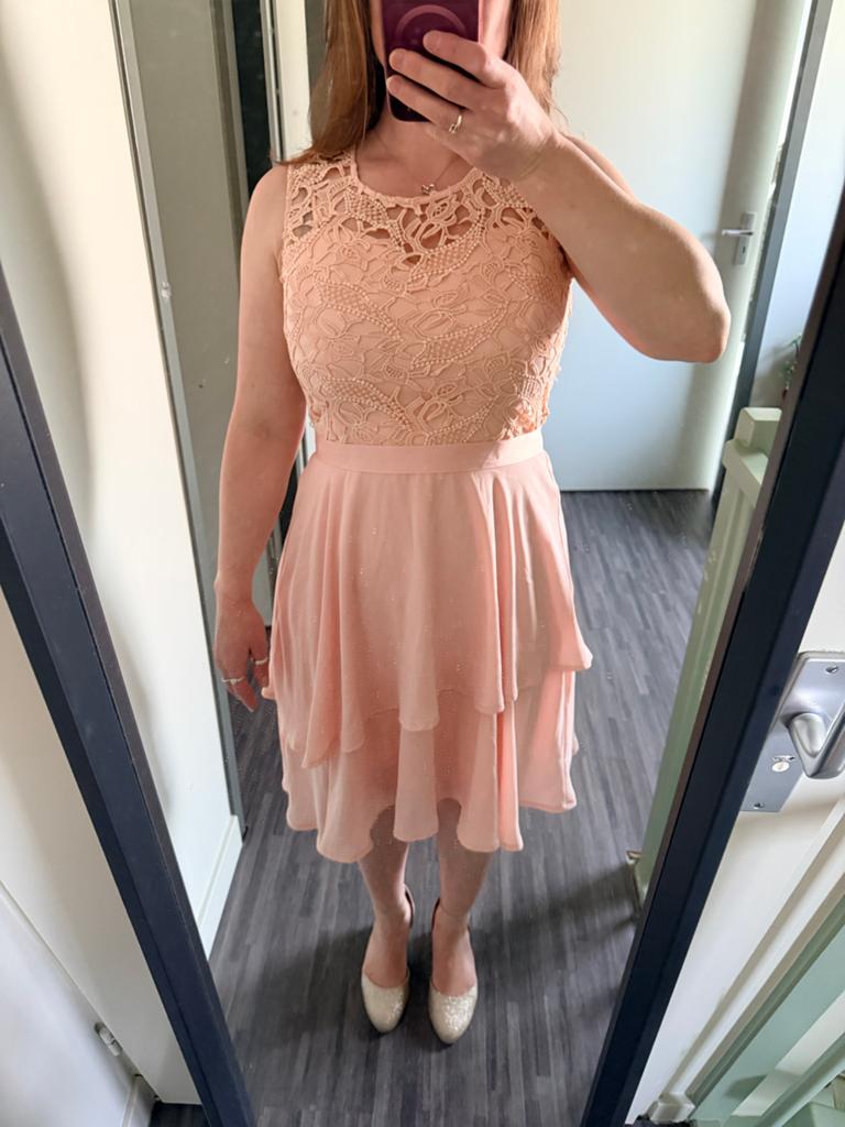 Drôle de Copine Roze Cocktailjurk Maat L, Maat 38/40 (M), Ophalen of Verzenden, Zo goed als nieuw, Knielengte