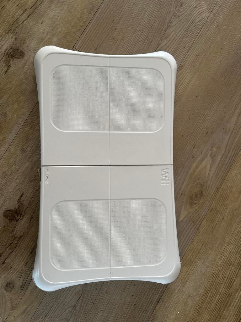 Wii Balance Board 3 stuks, Ophalen of Verzenden, Gebruikt, Zonder controller, Met Balance Board